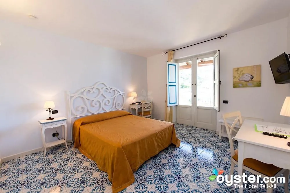 Hotel Bougainville Città di Lipari