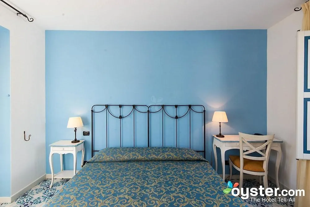 Hotel Bougainville Lipari  4*, Lipari (Isola Lipari) Italien