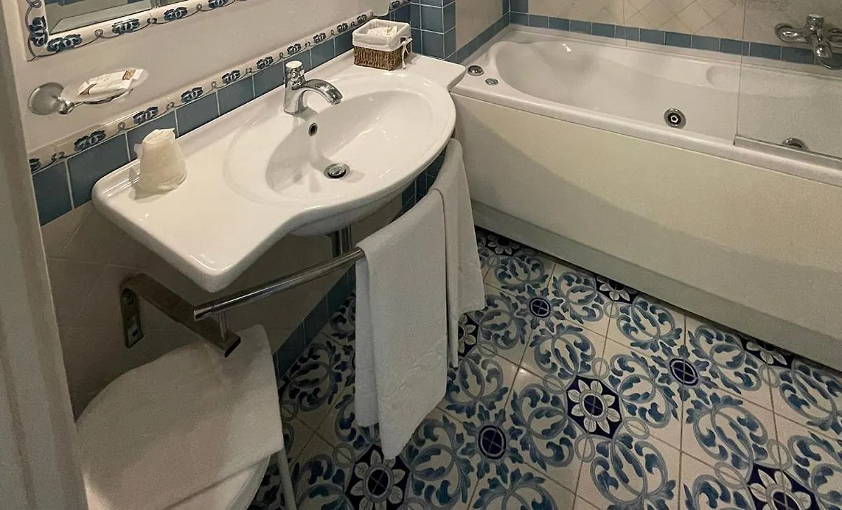 Hotel Bougainville Lipari