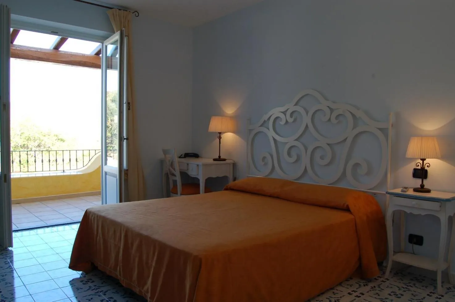 Hotel Bougainville Lipari