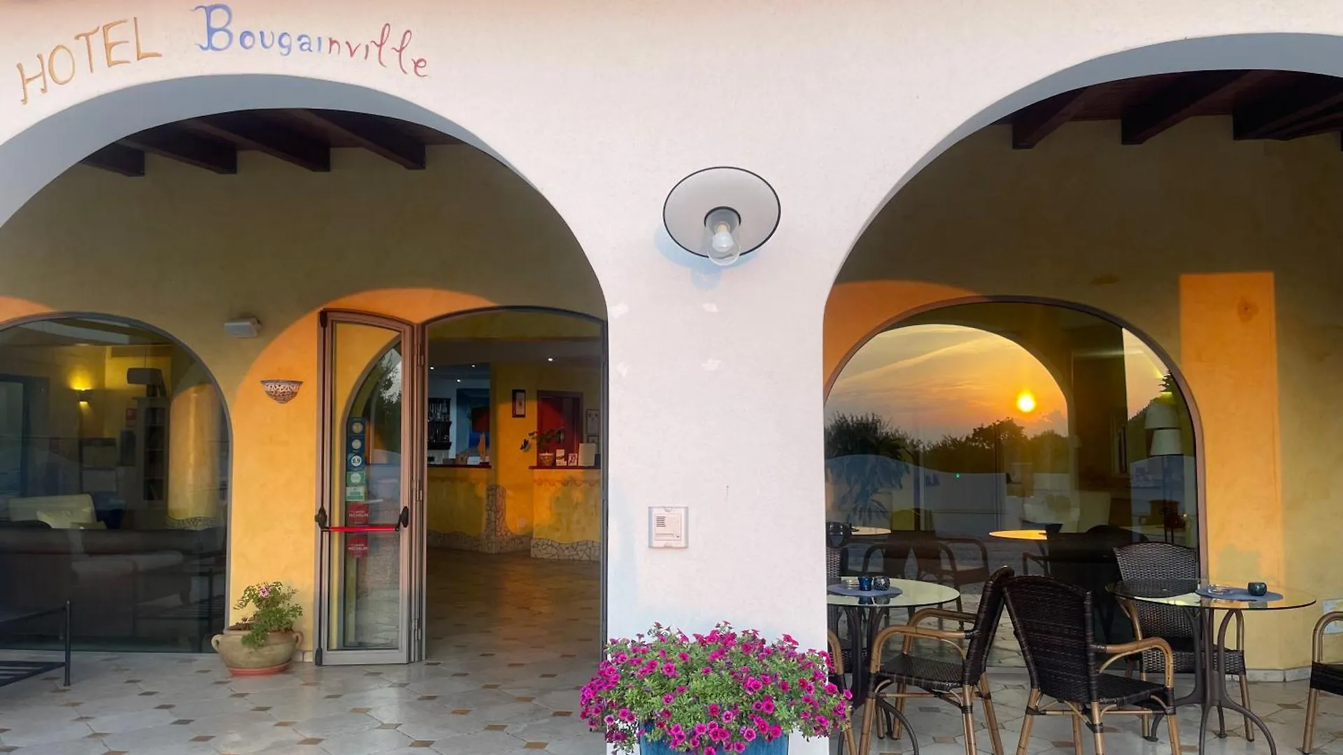 Hotel Bougainville Lipari   Lipari (Isola Lipari)
