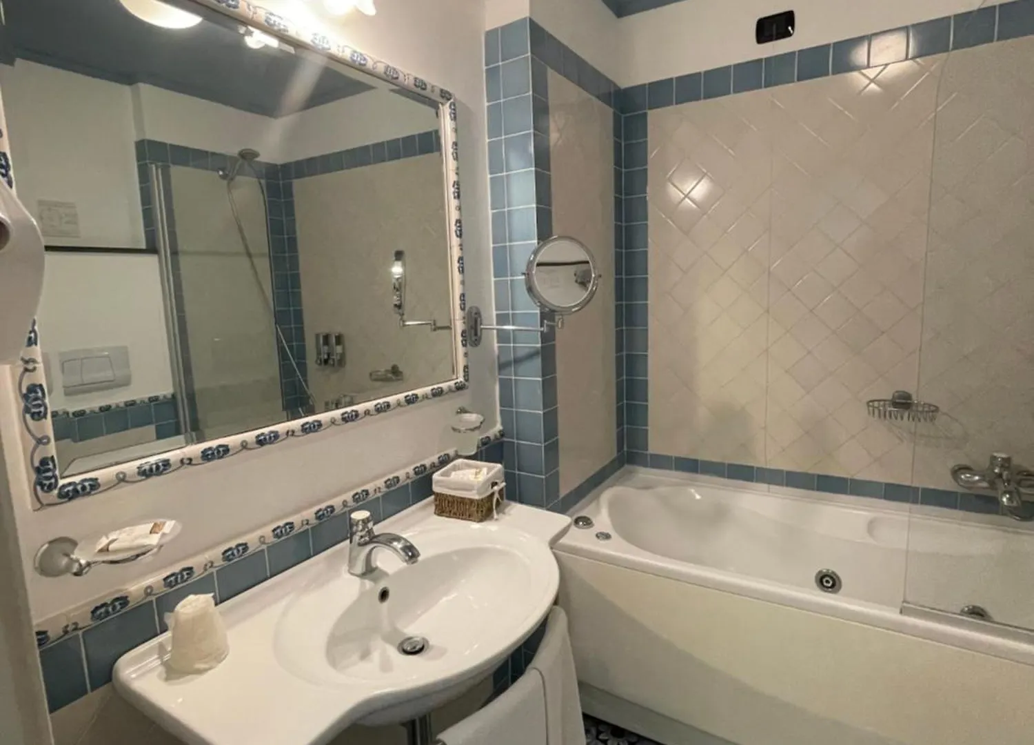 ****  Hotel Bougainville Lipari  Italien
